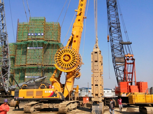 徐工XG600D連(lian)續牆抓鬥(dou)上海灘秀(xiu)大鍋重器(qì)風采