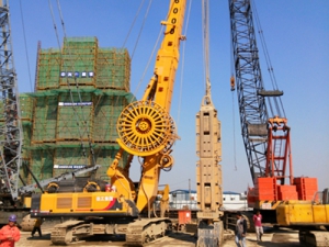 徐(xu)工XG600D連續牆抓(zhua)鬥上海灘秀(xiu)大鍋重器風(feng)采